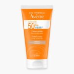 AVÈNE – Solaire Crème Teintée Unifiante SPF50+ – 50ml